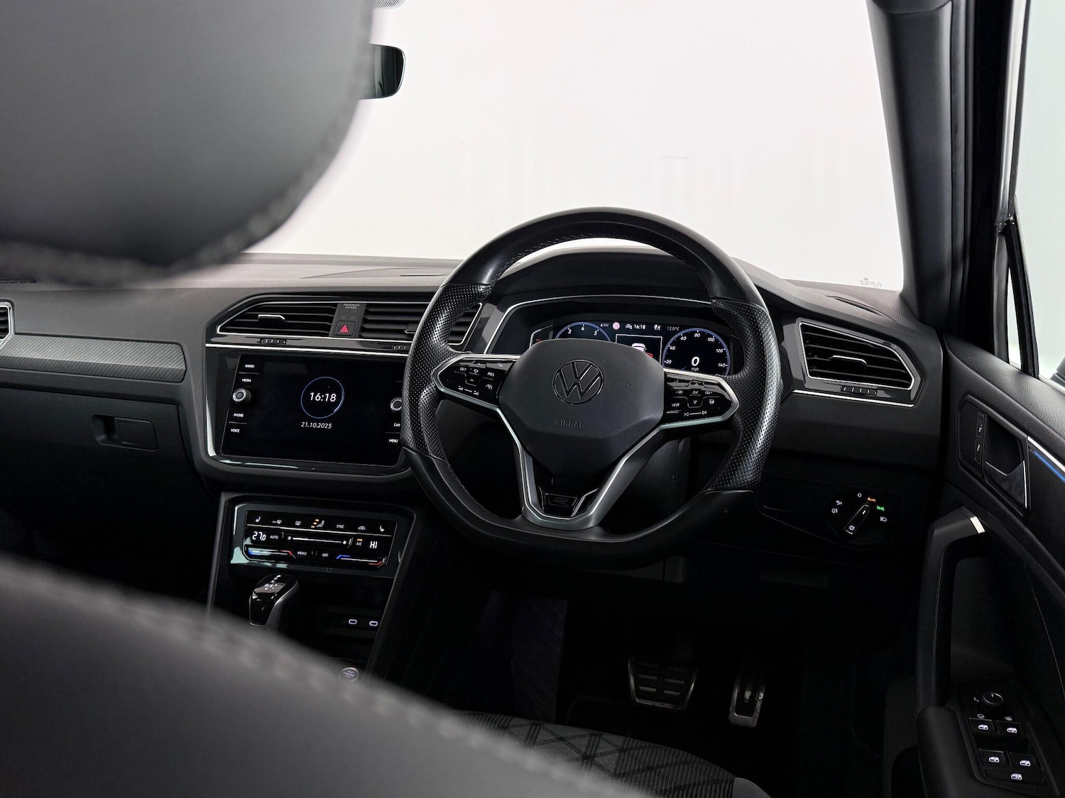 Used Volkswagen Tiguan 2021 for sale - 77243049: Photo 15