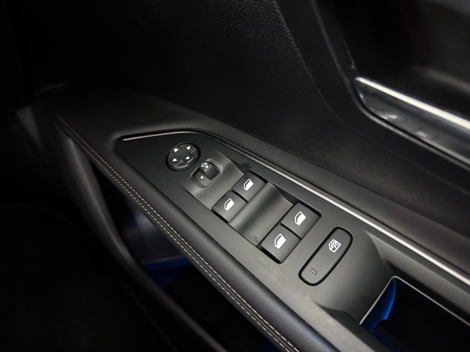 Used Peugeot 3008 2023 for sale - 77182770: Photo 35