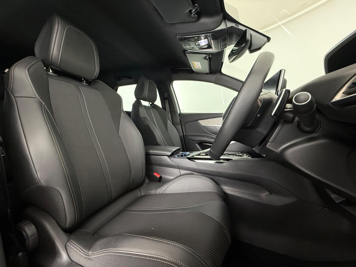 Used Peugeot 3008 2023 for sale - 77182770: Photo 9