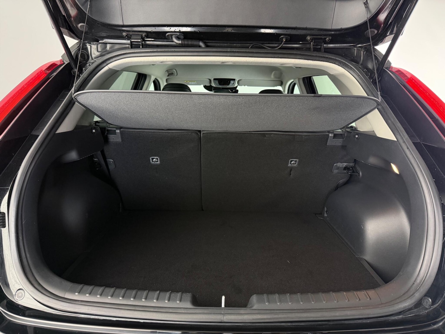 Used Kia Niro 2023 for sale - 77744249: Photo 10