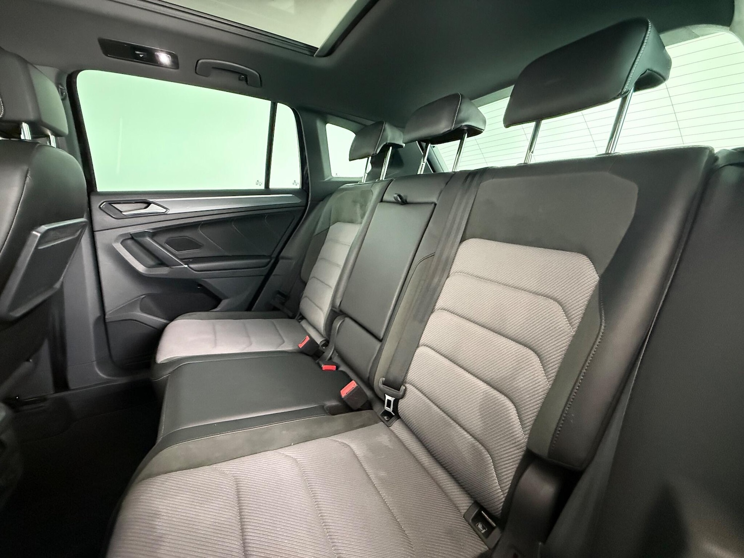 Used Volkswagen Tiguan 2017 for sale - 77216664: Photo 14