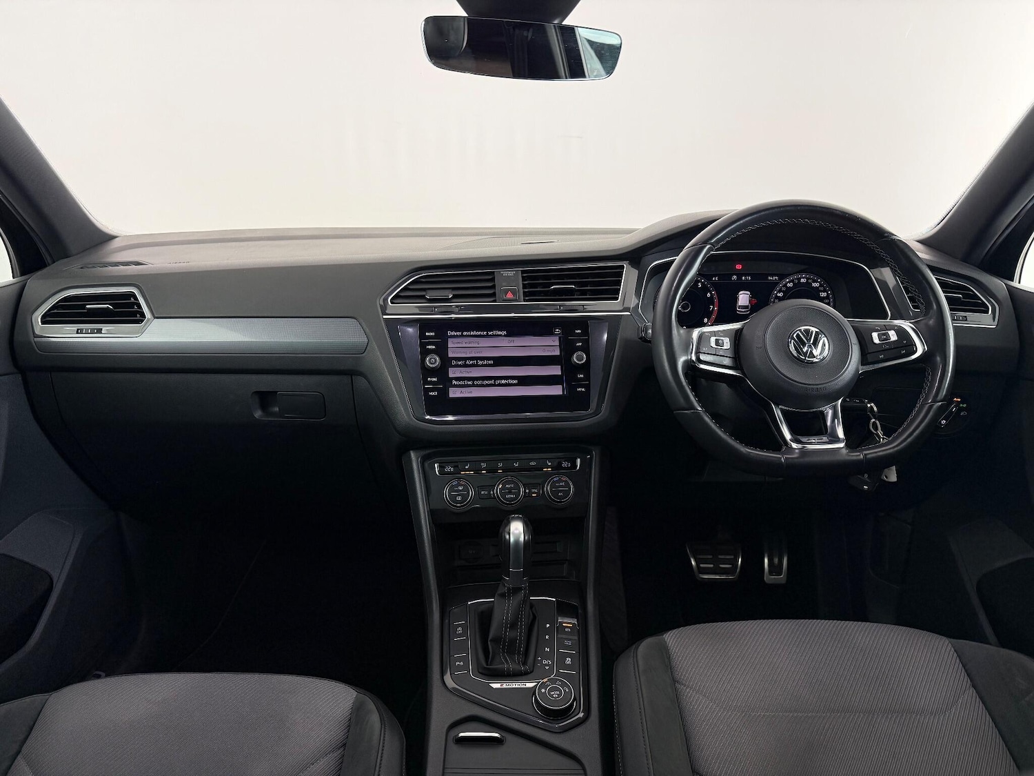 Used Volkswagen Tiguan 2017 for sale - 77216664: Photo 18