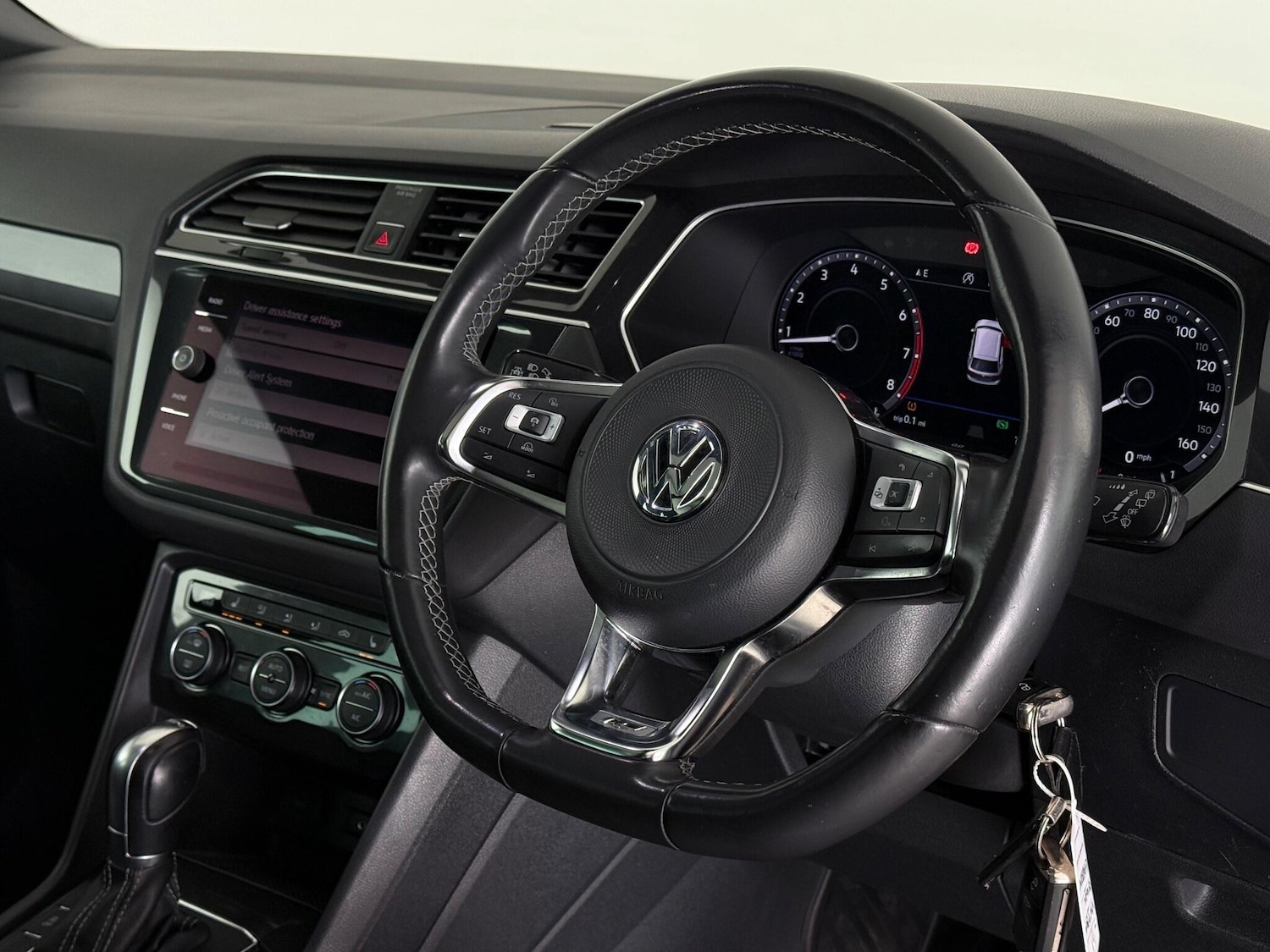 Used Volkswagen Tiguan 2017 for sale - 77216664: Photo 19