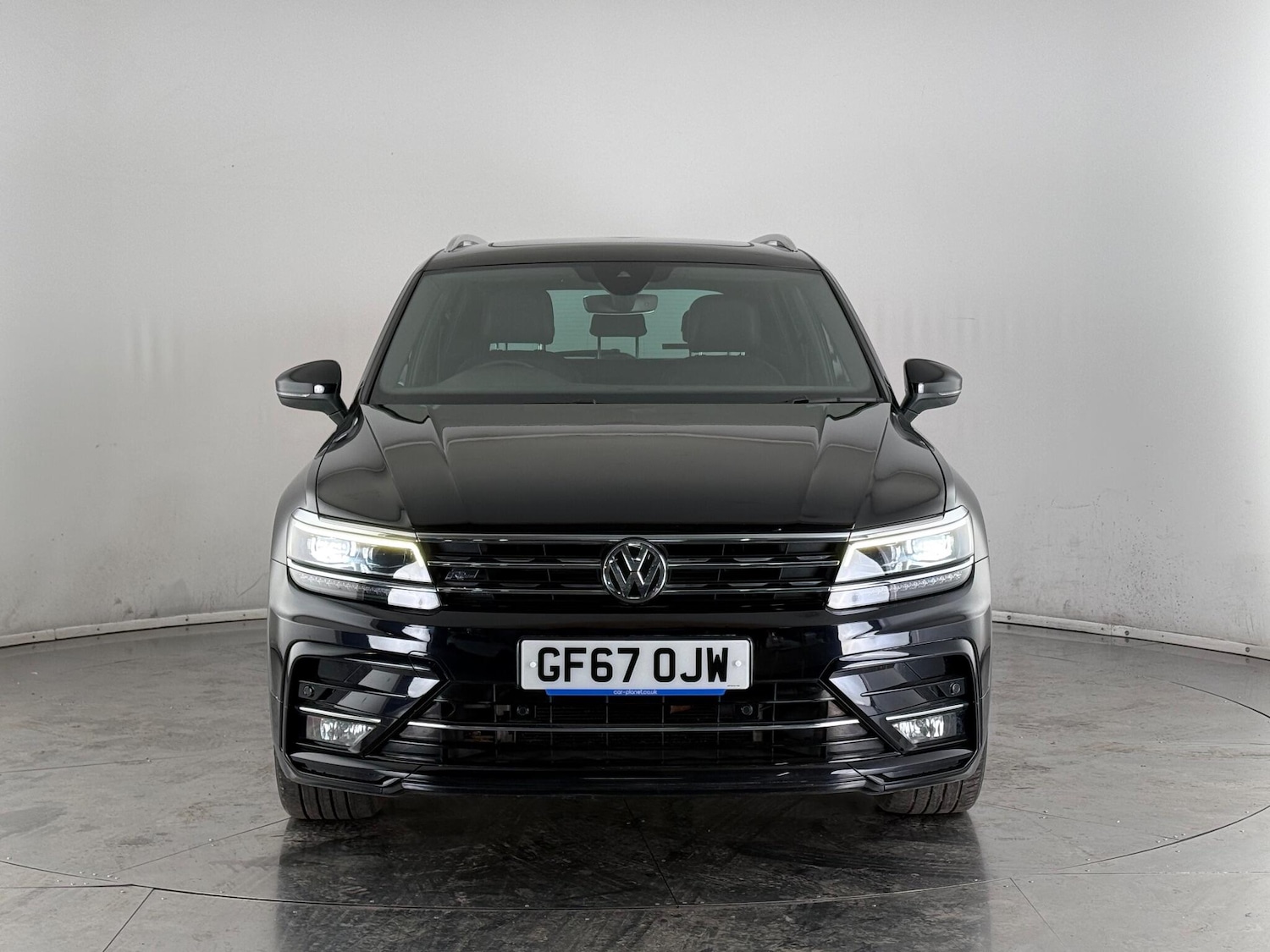 Used Volkswagen Tiguan 2017 for sale - 77216664: Photo 2