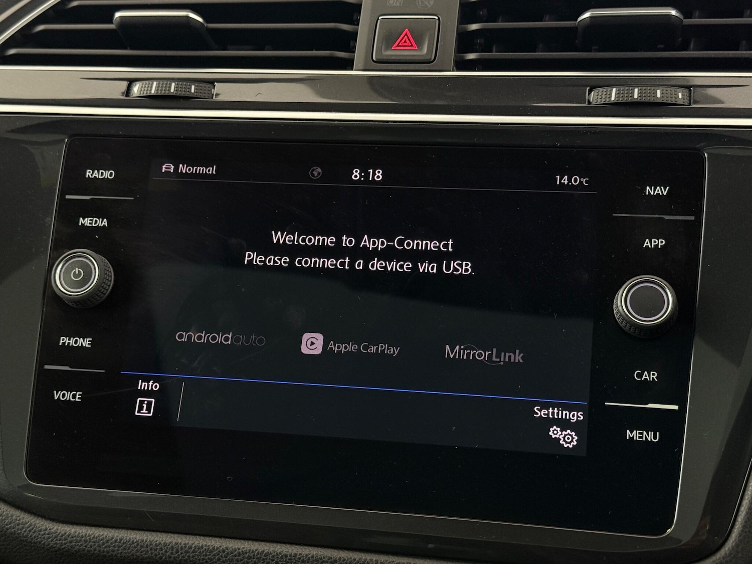 Used Volkswagen Tiguan 2017 for sale - 77216664: Photo 28