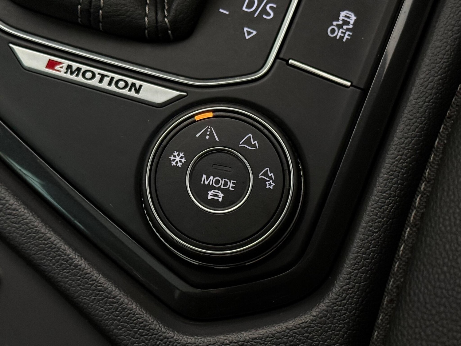 Used Volkswagen Tiguan 2017 for sale - 77216664: Photo 40