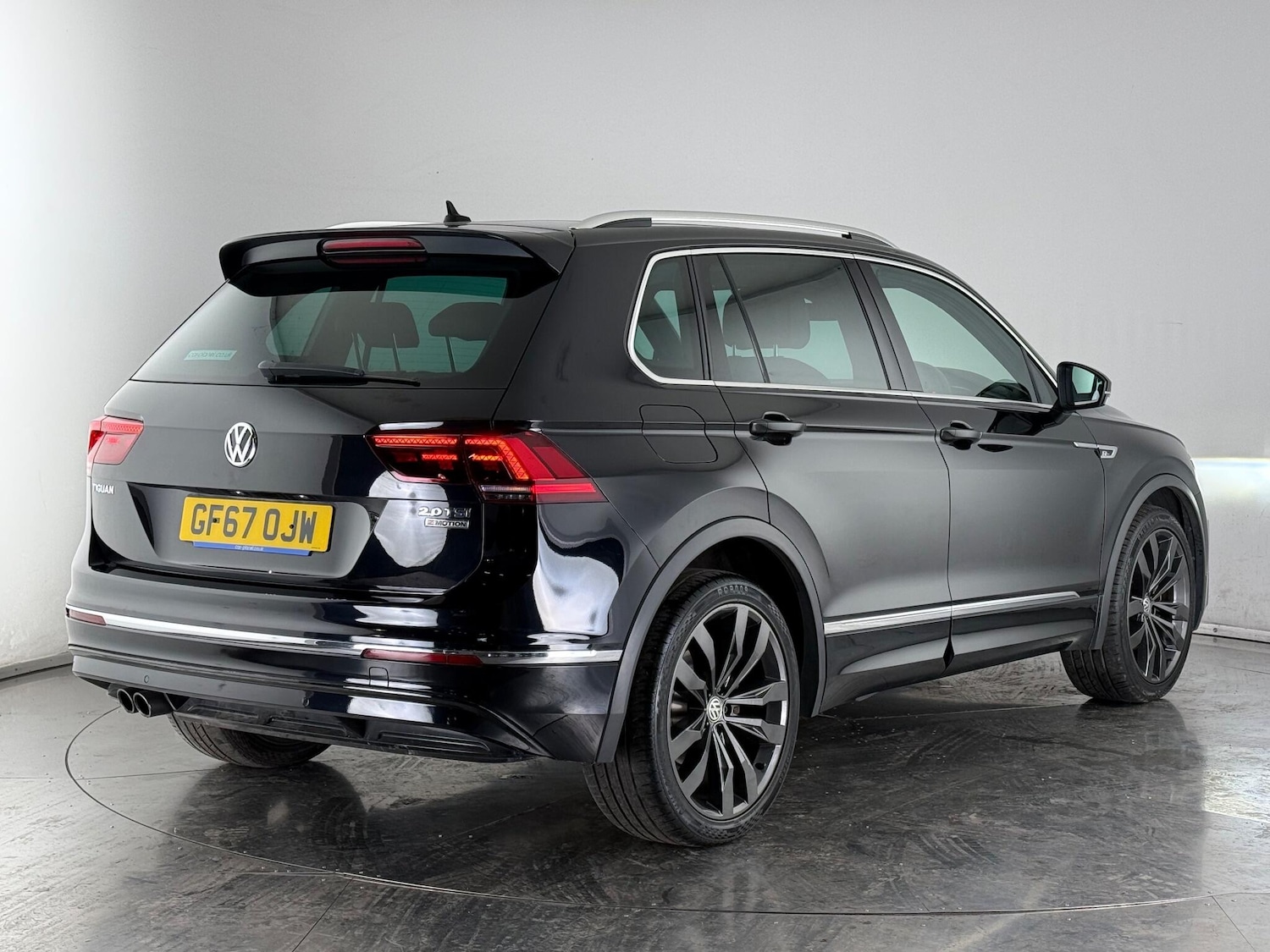 Used Volkswagen Tiguan 2017 for sale - 77216664: Photo 6