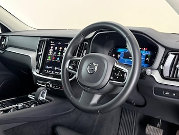 Used Volvo V60 2022 for sale - 79026554: Photo