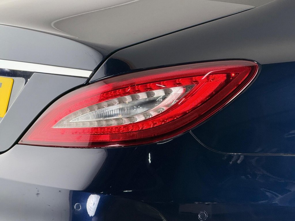 Used Mercedes-Benz CLS 2017 for sale - 76280106: Photo 10