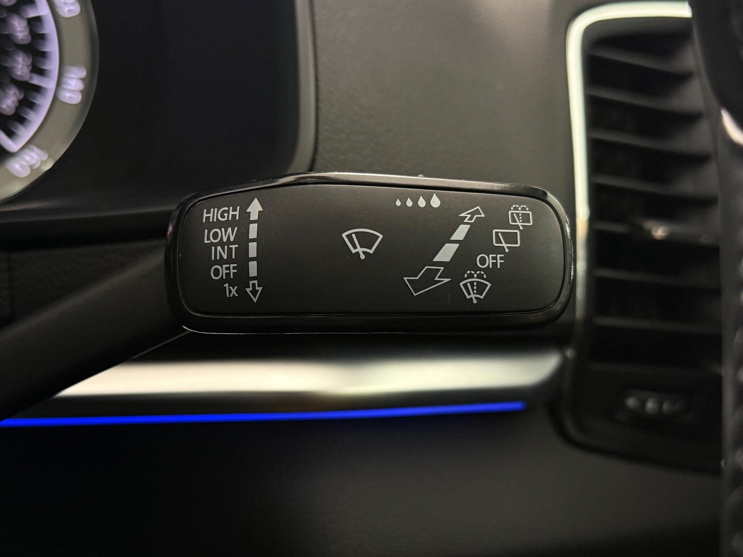 Used Skoda Karoq 2018 for sale - 77182833: Photo 20