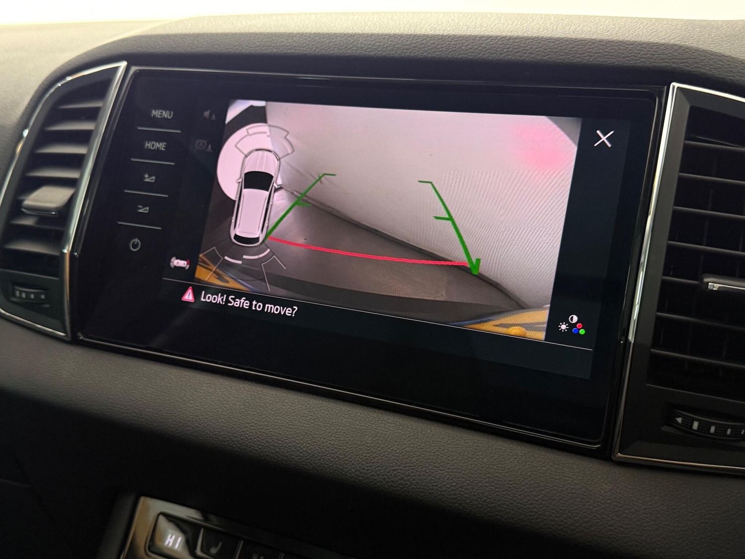 Used Skoda Karoq 2018 for sale - 77182833: Photo 29