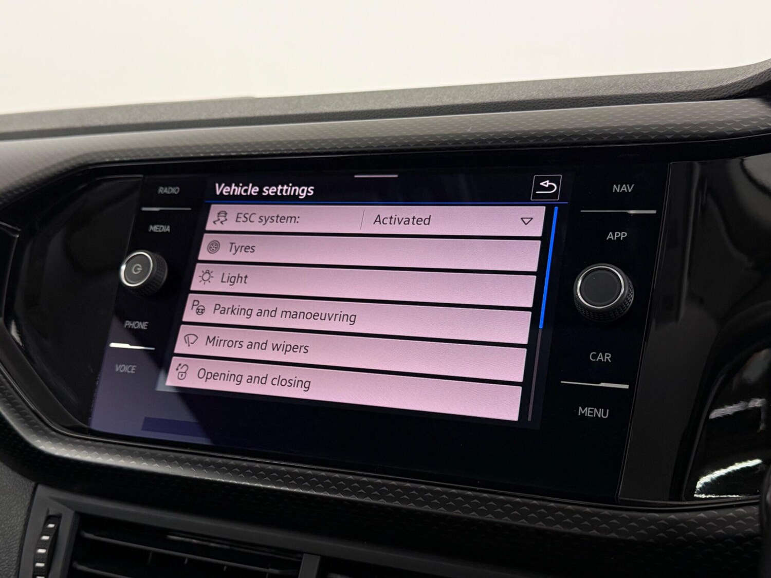 Used Volkswagen T-Cross 2023 for sale - 77550828: Photo 25