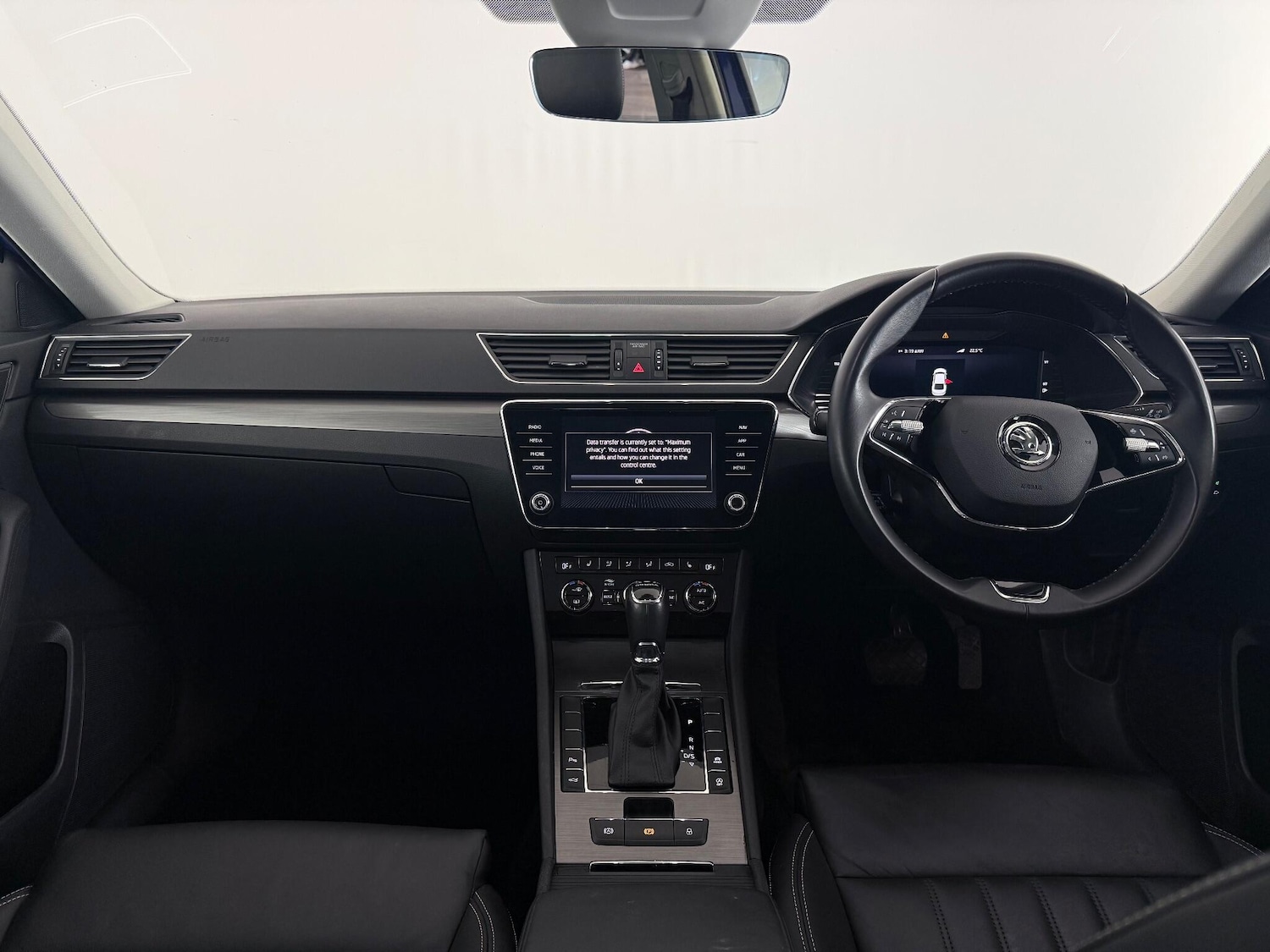 Used Skoda Superb 2023 for sale - 76467000: Photo 22