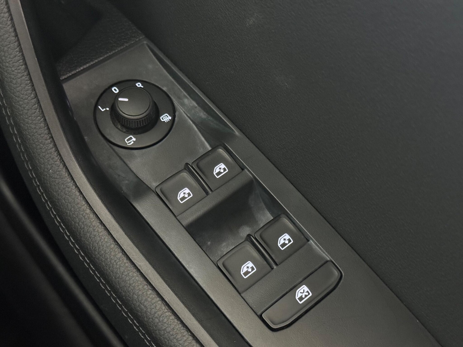 Used Skoda Superb 2023 for sale - 76467000: Photo 32