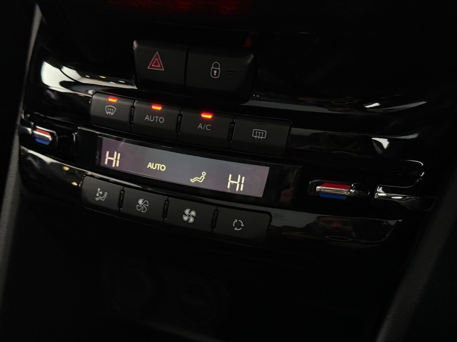 Used Peugeot 2008 2019 for sale - 77345799: Photo 28