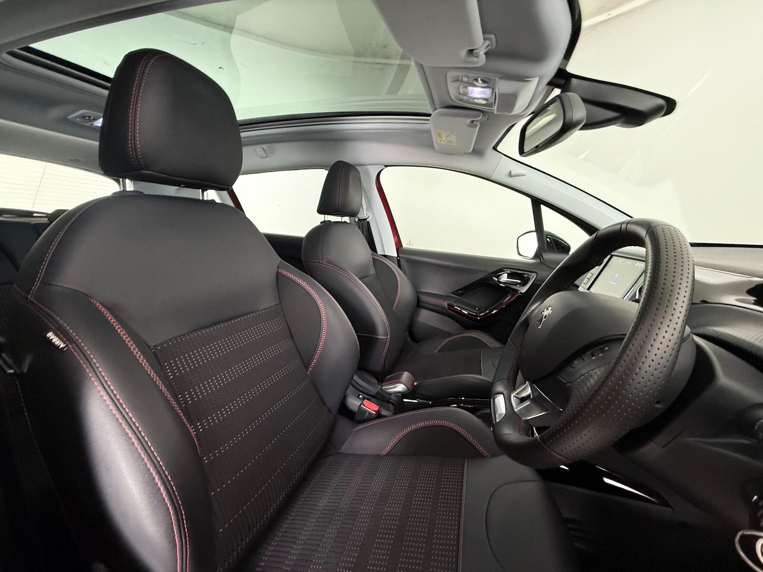 Used Peugeot 2008 2019 for sale - 77345799: Photo 9