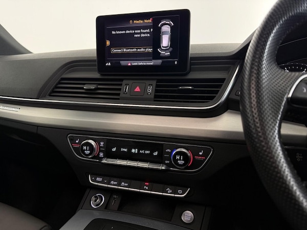 Used Audi Q5 2019 for sale - 76203151: Photo 45