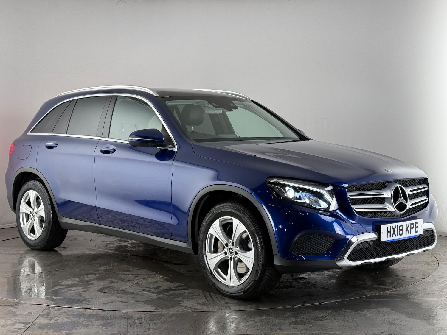 Used Mercedes-Benz GLC 2018 for sale - 77283530: Photo 1