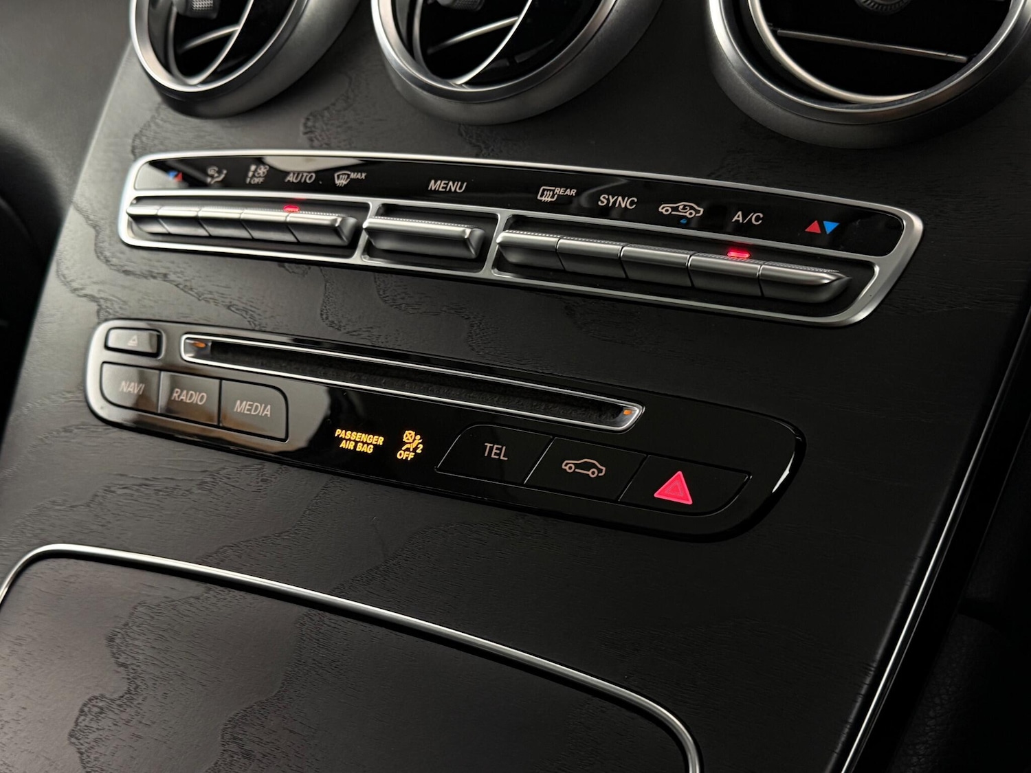 Used Mercedes-Benz GLC 2018 for sale - 77283530: Photo 28