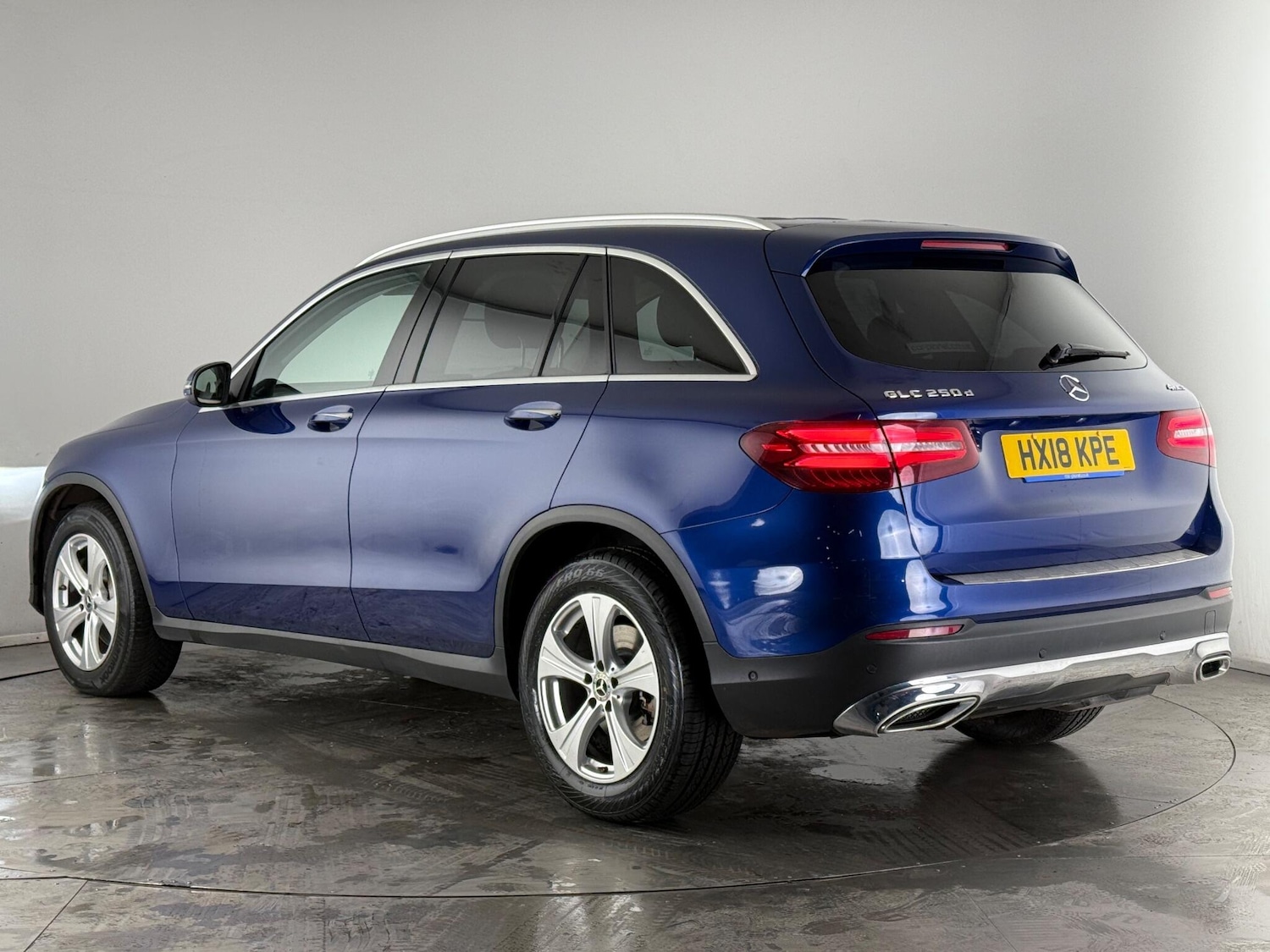 Used Mercedes-Benz GLC 2018 for sale - 77283530: Photo 4