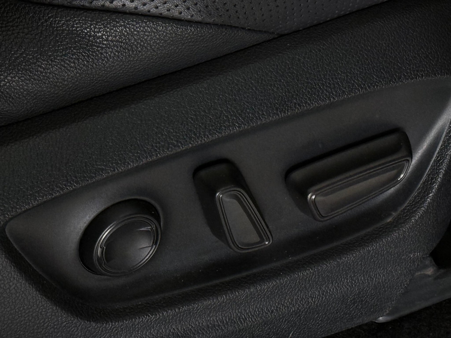 Used Toyota C-HR 2021 for sale - 77260150: Photo 11