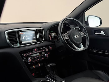 Used Kia Sportage 2020 for sale - 79037385: Photo
