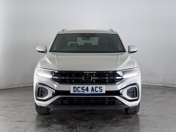 Used Volkswagen T-Roc 2023 for sale - 77940913: Photo