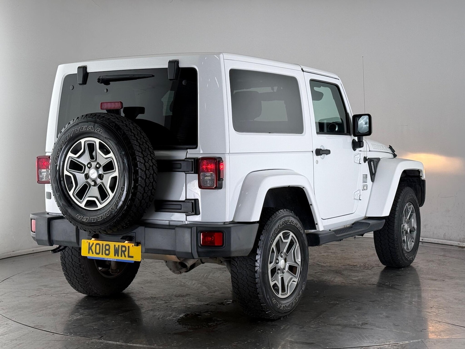Used Jeep Wrangler 2018 for sale - 77216573: Photo 4