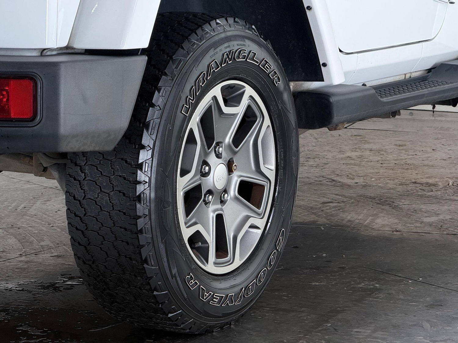 Used Jeep Wrangler 2018 for sale - 77216573: Photo 9