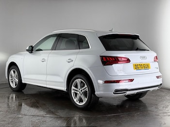 Used Audi Q5 2020 for sale - 76274006: Photo