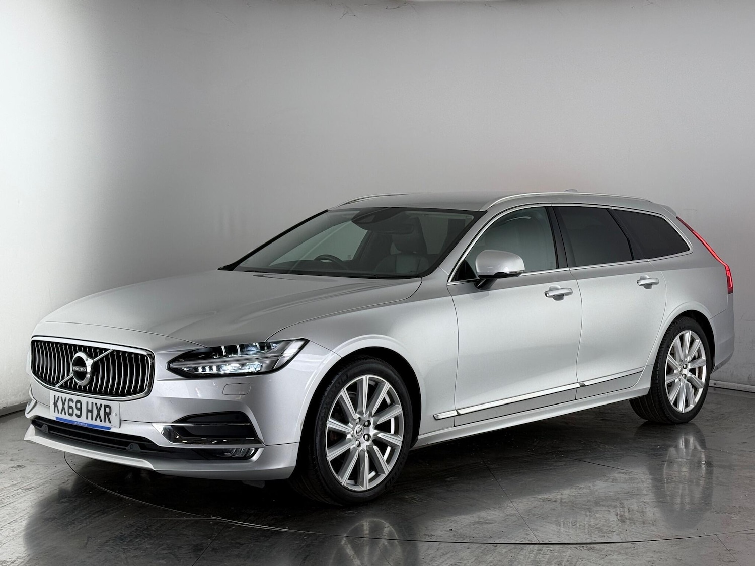 Used Volvo V90 2019 for sale - 77243418: Photo 3