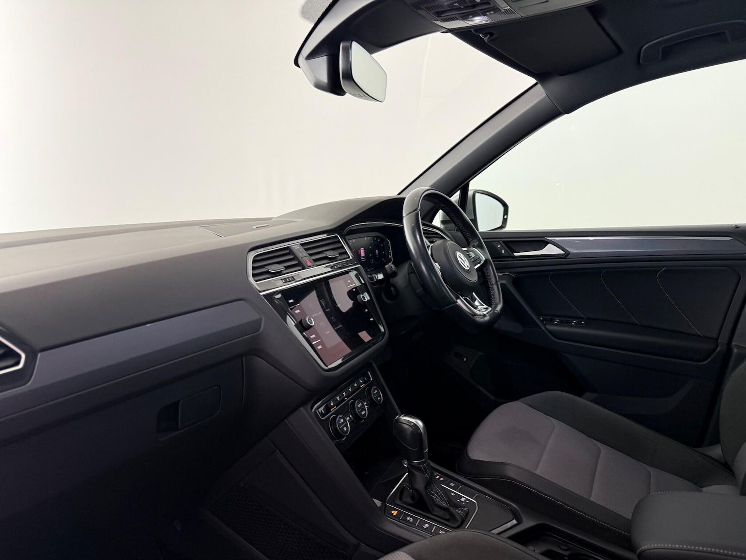 Used Volkswagen Tiguan 2019 for sale - 77243236: Photo 14