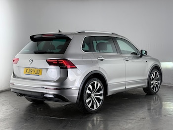 Used Volkswagen Tiguan 2019 for sale - 77243236: Photo