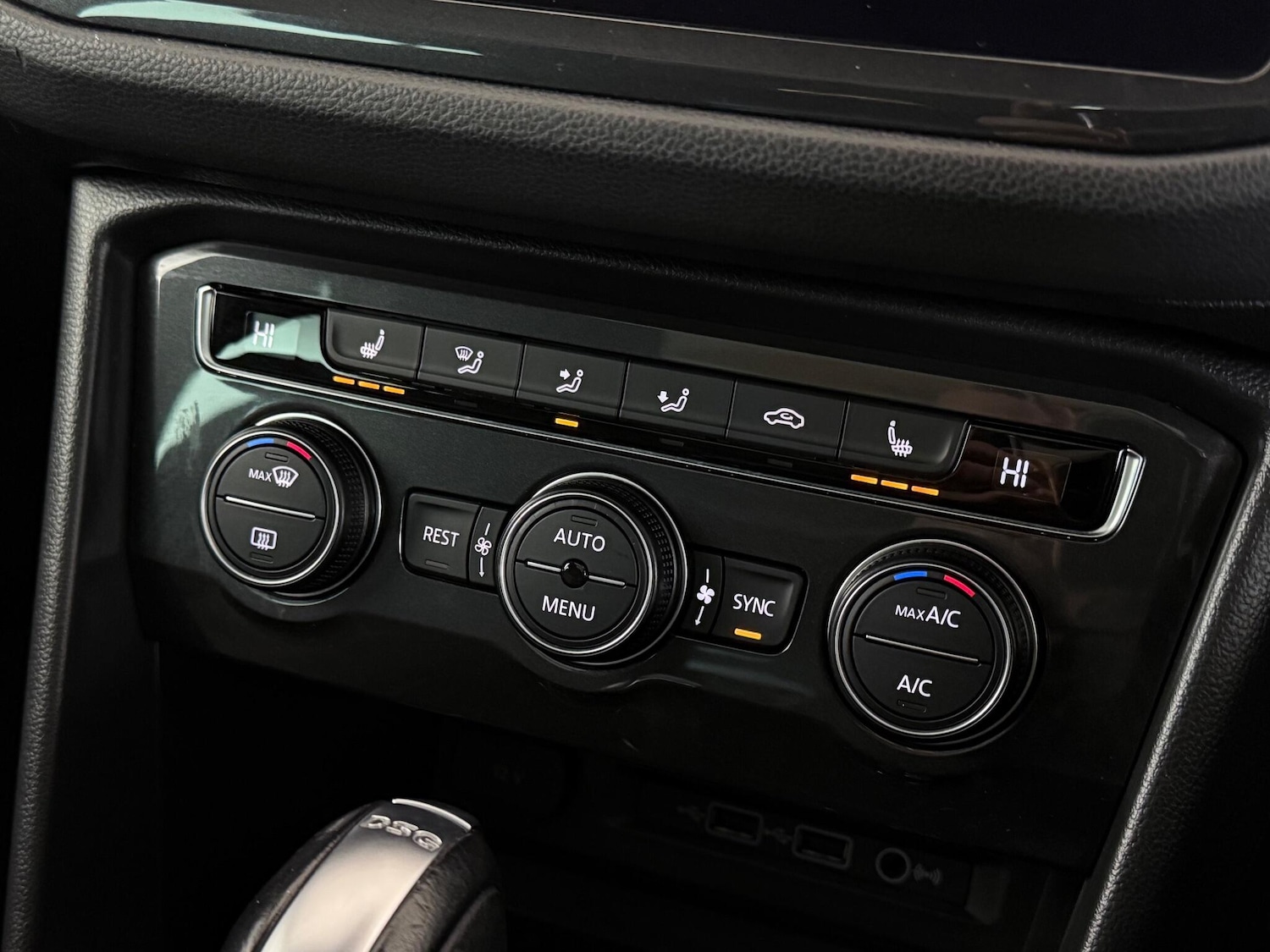 Used Volkswagen Tiguan 2019 for sale - 77243236: Photo 40