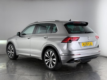 Used Volkswagen Tiguan 2019 for sale - 77243236: Photo