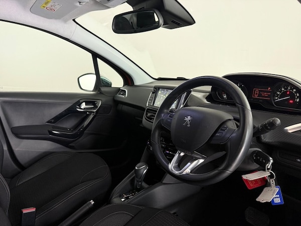 Used Peugeot 208 2018 for sale - 76033490: Photo 15