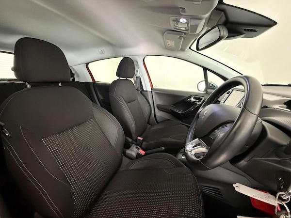 Used Peugeot 208 2018 for sale - 76033490: Photo 16