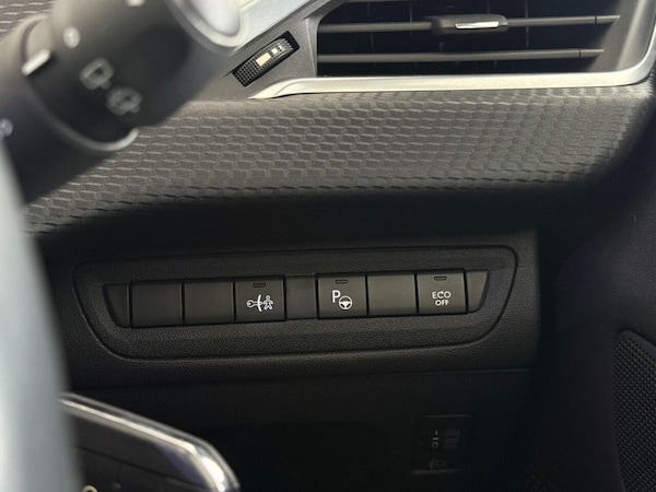 Used Peugeot 208 2018 for sale - 76033490: Photo 27