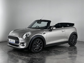 Used MINI Convertible 2016 for sale - 76466783: Photo