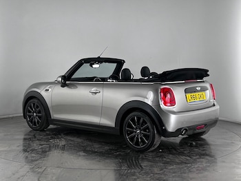 Used MINI Convertible 2016 for sale - 76466783: Photo