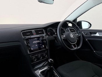 Used Volkswagen Golf 2019 for sale - 79453915: Photo
