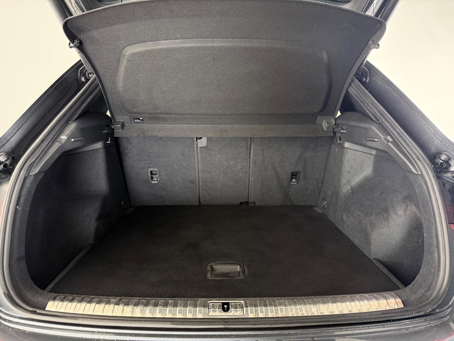 Used Audi Q3 2021 for sale - 77182663: Photo 10