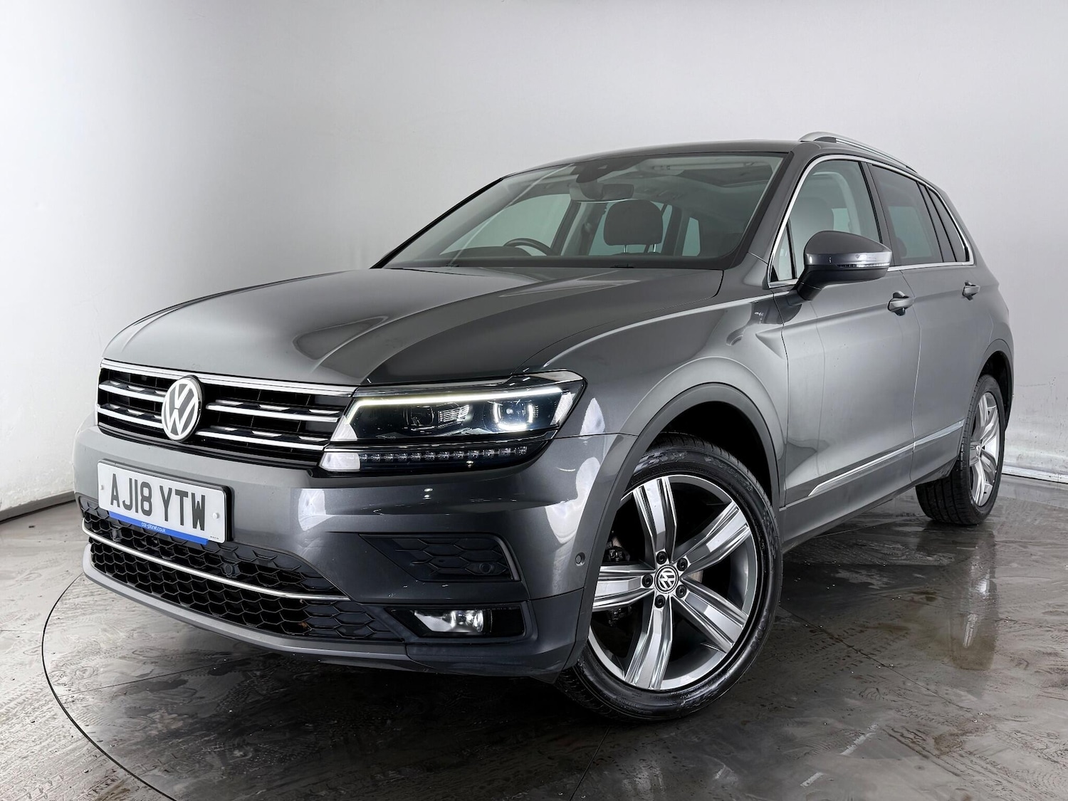 Used Volkswagen Tiguan 2018 for sale - 77260248: Photo 38