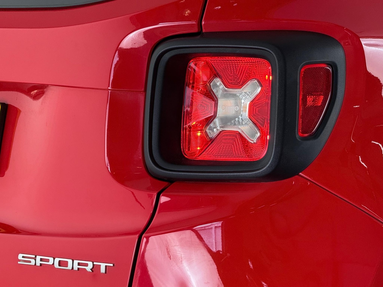 Used Jeep Renegade 2018 for sale - 76467120: Photo 10