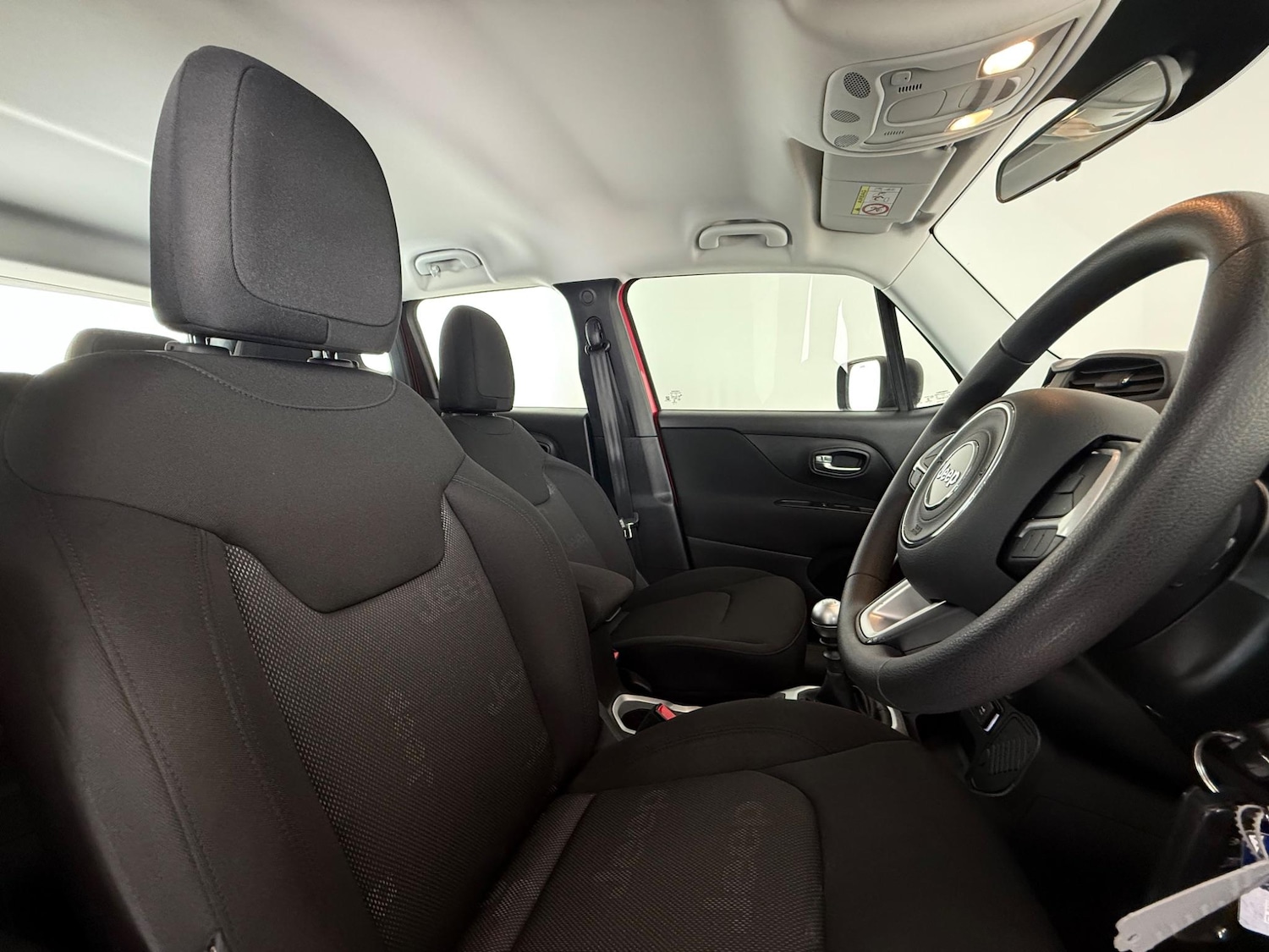 Used Jeep Renegade 2018 for sale - 76467120: Photo 16