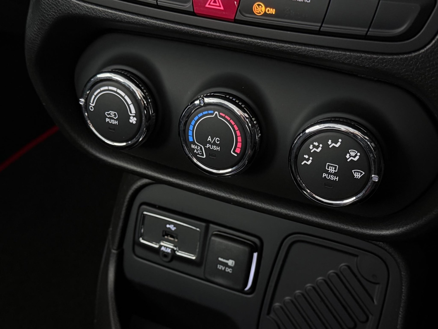 Used Jeep Renegade 2018 for sale - 76467120: Photo 36