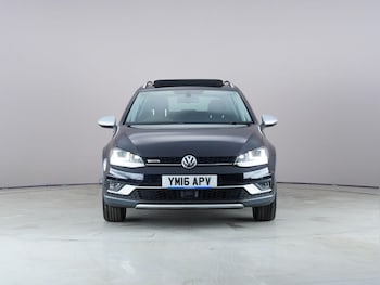 Used Volkswagen Golf 2016 for sale - 78473730: Photo