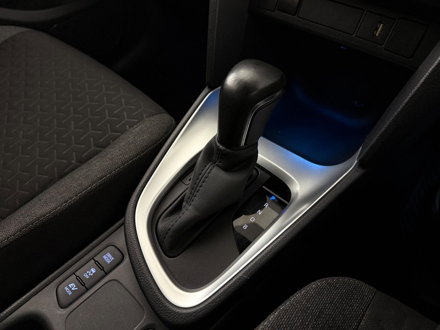 Used Toyota Yaris Cross 2023 for sale - 76781685: Photo 39