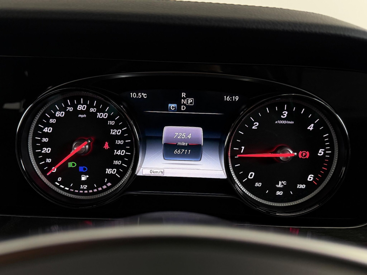 Used Mercedes-Benz E Class 2018 for sale - 77259933: Photo 11