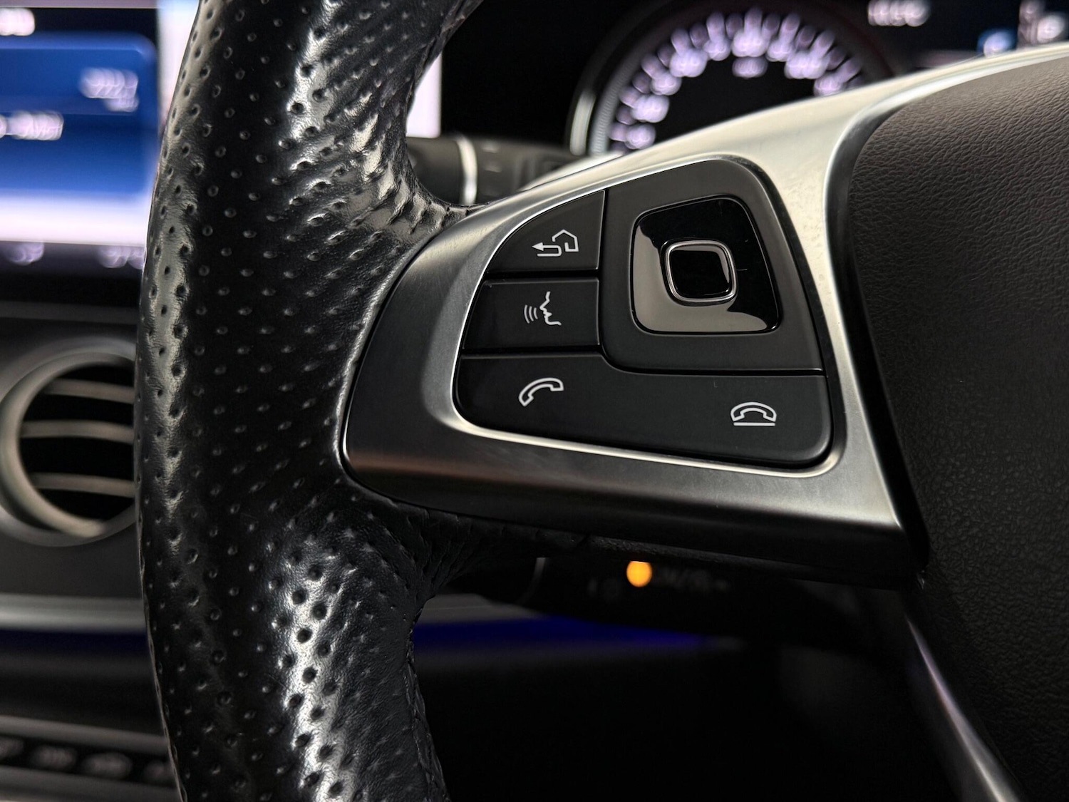 Used Mercedes-Benz E Class 2018 for sale - 77259933: Photo 15